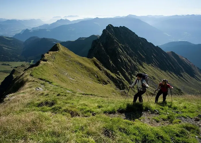 In Near Lift كالتنباش