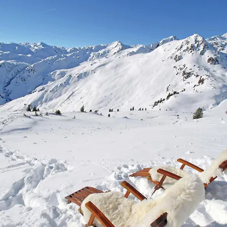 In Tyrol Near The Apartamento