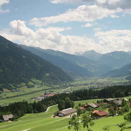 In Near Lift Apartament